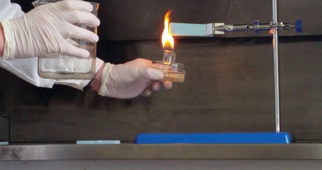 Как определить полимер - Испытание пластика - горением